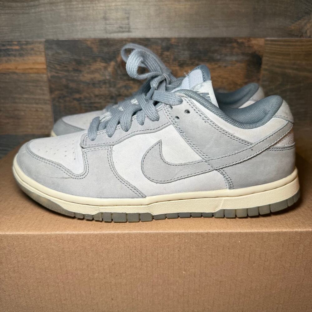 Nike Dunk Low 'Cool Grey' Women's Sneakers - Size 6